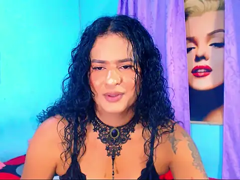 Snapshot of horny_val_ chatting on 04/23/26, 04:09 horny val online show from 04/23/26, 04:09