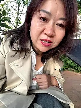 siru-love online show from 10/29/25, 09:22