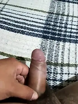 Snapshot of Michi2409 chatting on 03/15/26, 05:02 Michi2409 online show from 03/15/26, 05:02