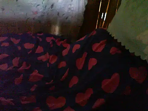 milagrose rose online show from 10/14/25, 02:01