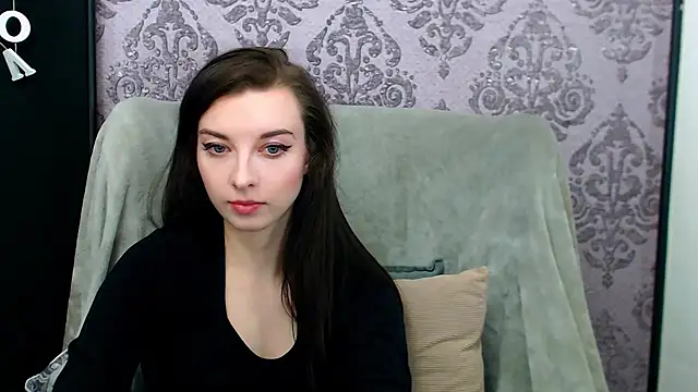 Snapshot of DominantLuna chatting on 05/12/26, 07:33 DominantLuna online show from 05/12/26, 07:33