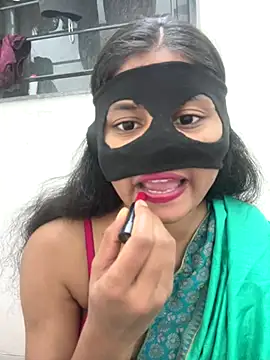 sexy-riya43 online show from 10/17/25, 03:36