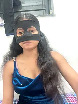 sexy-riya43 online show from 10/18/25, 03:46