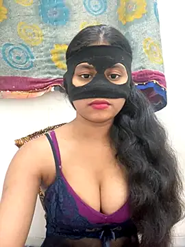 sexy-riya43 online show from 10/28/25, 05:26