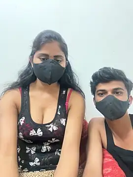 sexy-riya43 online show from 12/15/25, 04:00