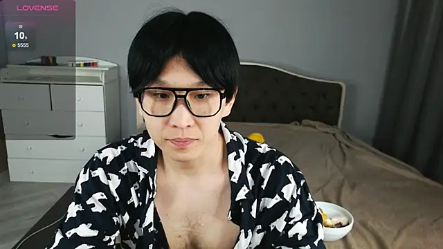 Snapshot of KaiChicken chatting on 04/07/26, 06:19 KaiChicken online show from 04/07/26, 06:19