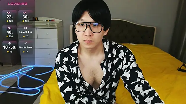 Snapshot of KaiChicken chatting on 04/12/26, 09:09 KaiChicken online show from 04/12/26, 09:09