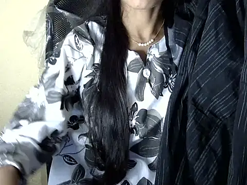 Shazi 1 online show from 12/04/25, 09:18