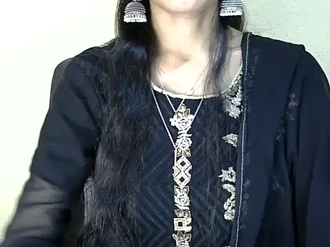 Snapshot of Shazi_1 chatting on 03/12/26, 04:24 Shazi 1 online show from 03/12/26, 04:24