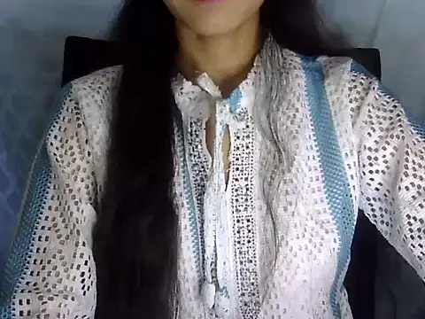 Snapshot of Shazi_1 chatting on 03/25/26, 05:41 Shazi 1 online show from 03/25/26, 05:41