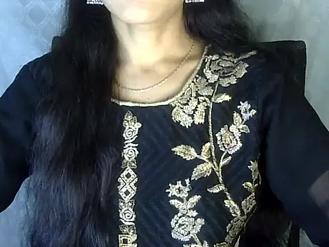 Snapshot of Shazi_1 chatting on 04/01/26, 02:47 Shazi 1 online show from 04/01/26, 02:47