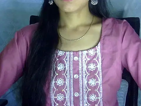 Snapshot of Shazi_1 chatting on 04/05/26, 03:31 Shazi 1 online show from 04/05/26, 03:31