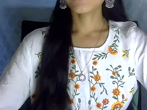 Snapshot of Shazi_1 chatting on 04/06/26, 02:29 Shazi 1 online show from 04/06/26, 02:29