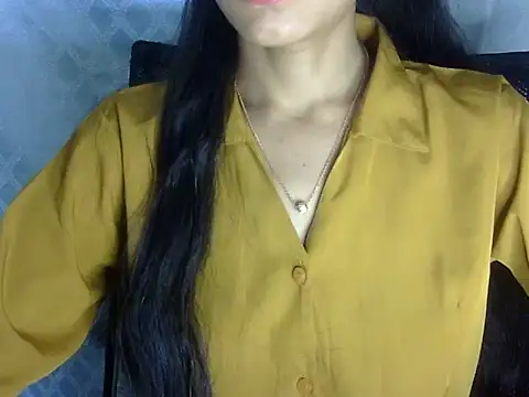 Snapshot of Shazi_1 chatting on 04/11/26, 01:48 Shazi 1 online show from 04/11/26, 01:48