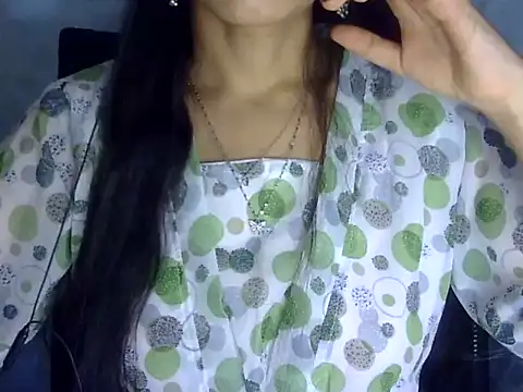 Snapshot of Shazi_1 chatting on 04/14/26, 03:18 Shazi 1 online show from 04/14/26, 03:18