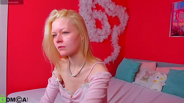 Callista a online show from 11/15/25, 03:48