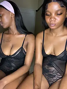 Snapshot of Sirah1 chatting on 02/20/26, 09:48 Sirah1 online show from 02/20/26, 09:48