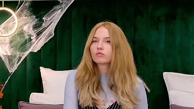 MelissaLiss online show from 10/21/25, 03:02