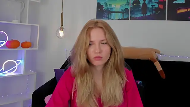 MelissaLiss online show from 10/23/25, 03:11