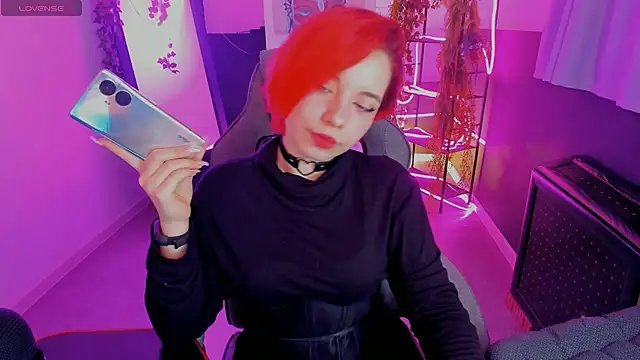 MarcelineChi online show from 10/20/25, 06:03