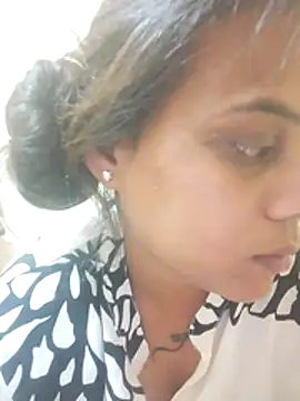 Naughtysilk online show from 10/31/25, 12:22