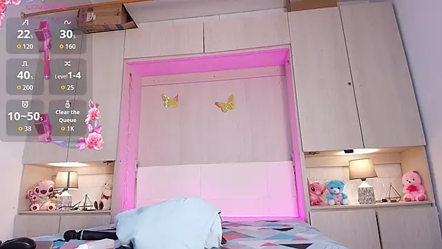 ChloeWiillow online show from 07/02/26, 11:27