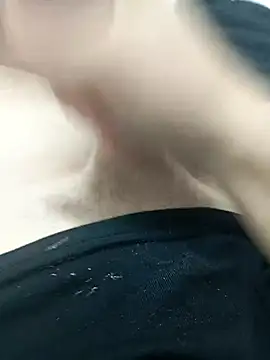 Snapshot of Mssbig chatting on 11/03/25, 12:06 Mssbig online show from 11/03/25, 12:06