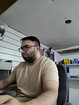 Snapshot of Striptrep chatting on 10/27/25, 05:06 Striptrep online show from 10/27/25, 05:06