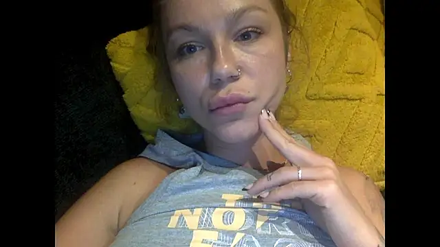 MiraLuna online show from 10/13/25, 09:04