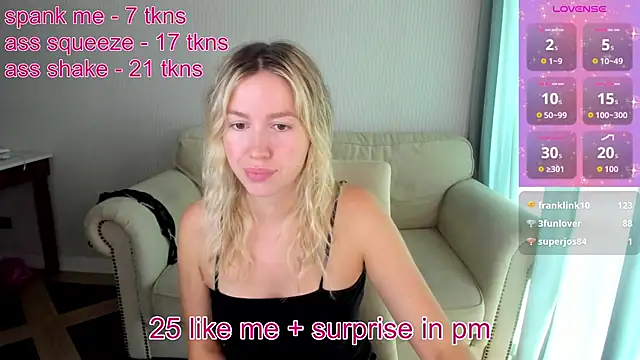 Snapshot of stefany_and_bettany chatting on 03/20/26, 08:08 stefany and bettany online show from 03/20/26, 08:08