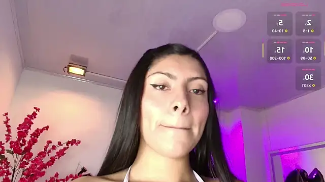 Snapshot of Gabriela_milani chatting on 10/25/25, 07:19 Gabriela milani online show from 10/25/25, 07:19