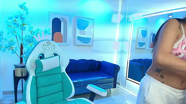 Snapshot of Gabriela_milani chatting on 11/04/25, 11:31 Gabriela milani online show from 11/04/25, 11:31