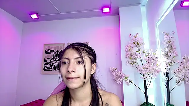 Snapshot of Gabriela_milani chatting on 04/30/26, 11:27 Gabriela milani online show from 04/30/26, 11:27