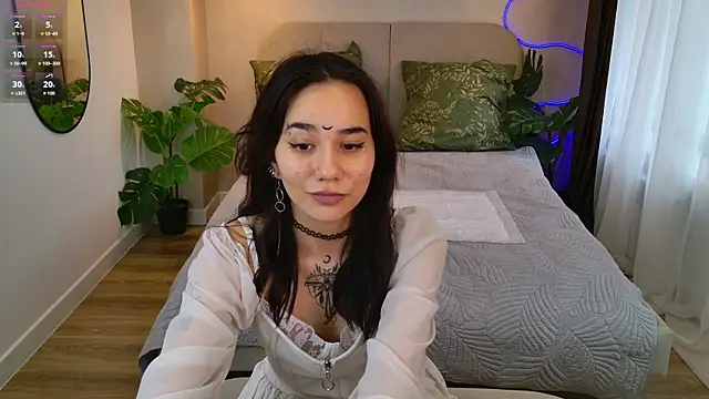 Lunel kitten online show from 10/05/25, 01:20