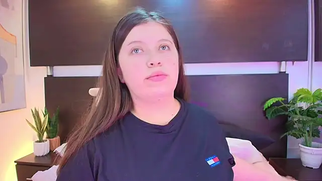 Cammi wagner online show from 04/15/26, 08:09