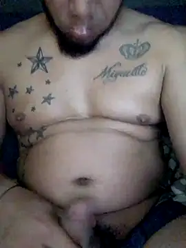 Snapshot of fayola20 chatting on 10/16/25, 03:29 fayola20 online show from 10/16/25, 03:29