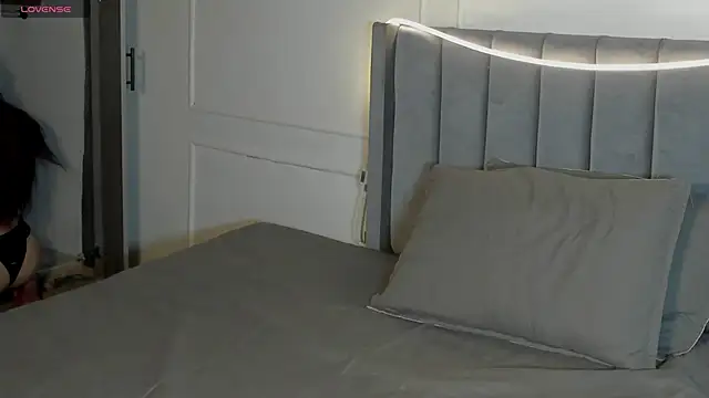 luxuryheaven 8 online show from 10/29/25, 05:53