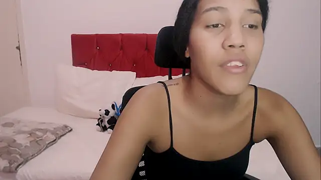 Tainara ebony online show from 10/13/25, 07:14