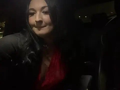 Kinkykylieuk  online show from 10/21/25, 07:47