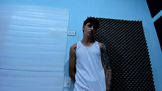 Liam Brookss online show from 11/05/25, 12:21