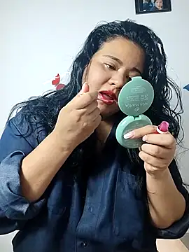 Tania cruz  online show from 12/21/25, 03:57