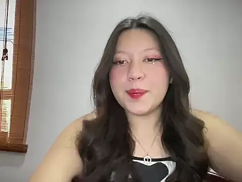 Snapshot of Rachel_James__ chatting on 11/09/25, 05:44 Rachel James online show from 11/09/25, 05:44