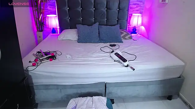 Michellx hot2 online show from 02/11/26, 06:29