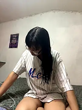 Snapshot of comepitoossss chatting on 10/01/25, 06:47 comepitoossss online show from 10/01/25, 06:47