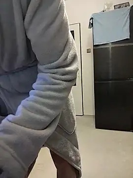 Snapshot of honzinka83 chatting on 02/06/26, 04:54 honzinka83 online show from 02/06/26, 04:54