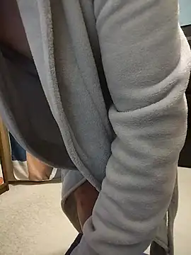 Snapshot of honzinka83 chatting on 02/07/26, 07:39 honzinka83 online show from 02/07/26, 07:39