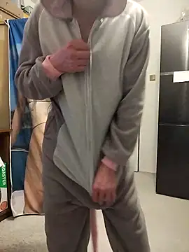 Snapshot of honzinka83 chatting on 03/04/26, 07:20 honzinka83 online show from 03/04/26, 07:20