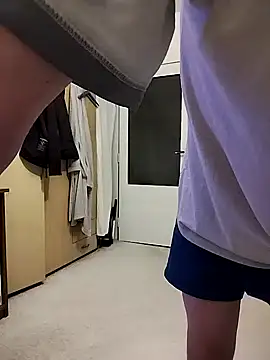 Snapshot of honzinka83 chatting on 03/26/26, 08:58 honzinka83 online show from 03/26/26, 08:58