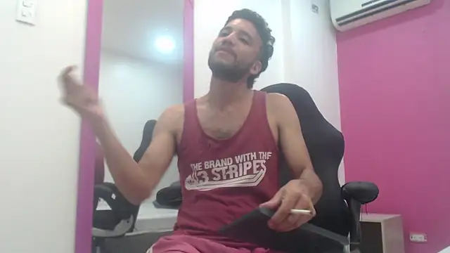 Juan FelipeX01 online show from 10/17/25, 03:31