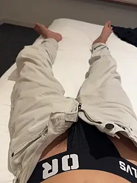 HenryLee1983-cums online show from 11/26/25, 02:40